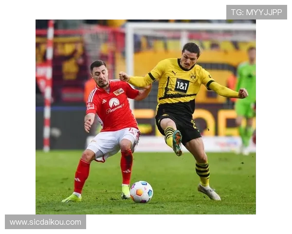 瓦茨克表示施洛特贝克续约取决于本人理解多特蒙德意义